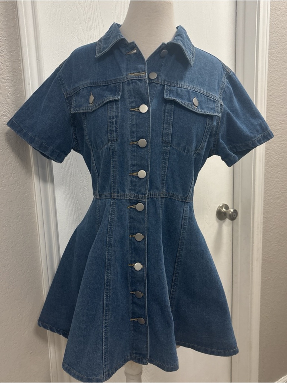 SHEIN Light Blue Denim Mini Skirt with Distressed Hem